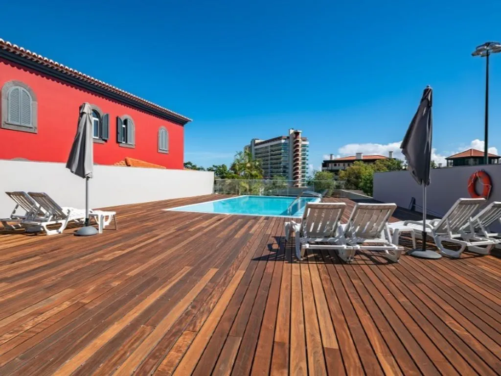 Bassein - Luxury Semidetached House with Pool in Funchal
