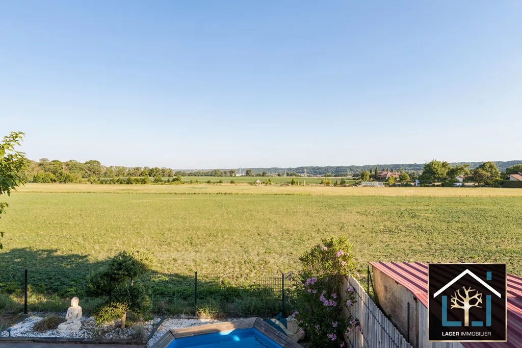 Giardino - Recent House with Pool in THIL