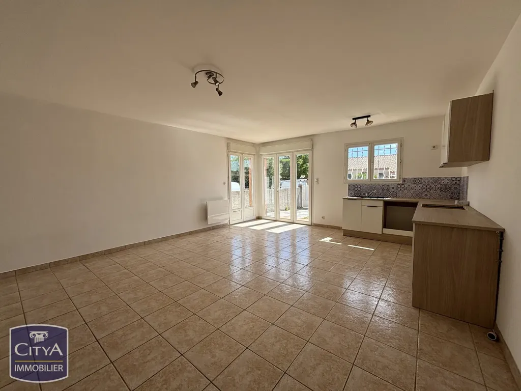 Köök - Bright 2-Bed Flat with Terrace in Frontignan