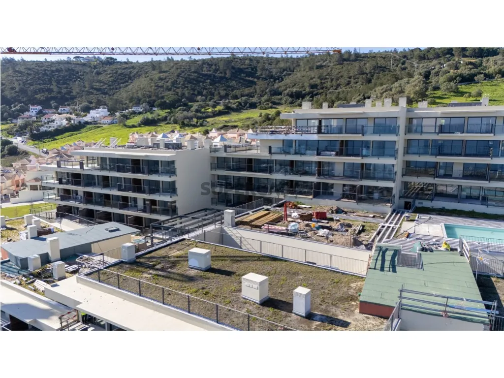 Vue aérienne - Duplex Flat with Sea View in Sesimbra