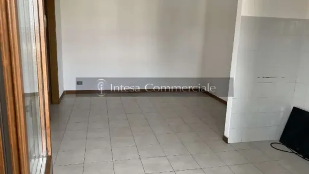 Toad - Bright Bilocale with Balcony in Brescia
