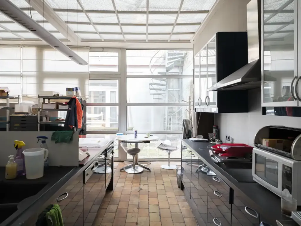 Cucina - Loft-Style Commercial Space near Gent Centre