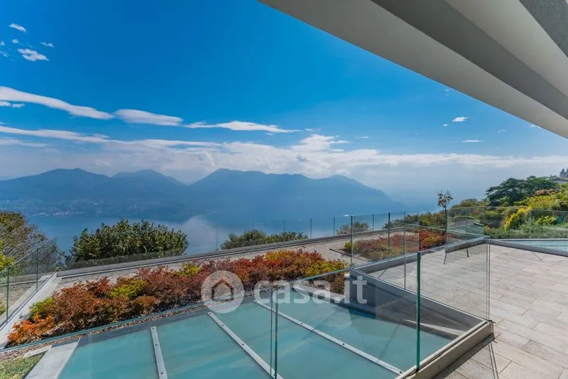 Terrass - Modern Villa with Lake View in Pollino