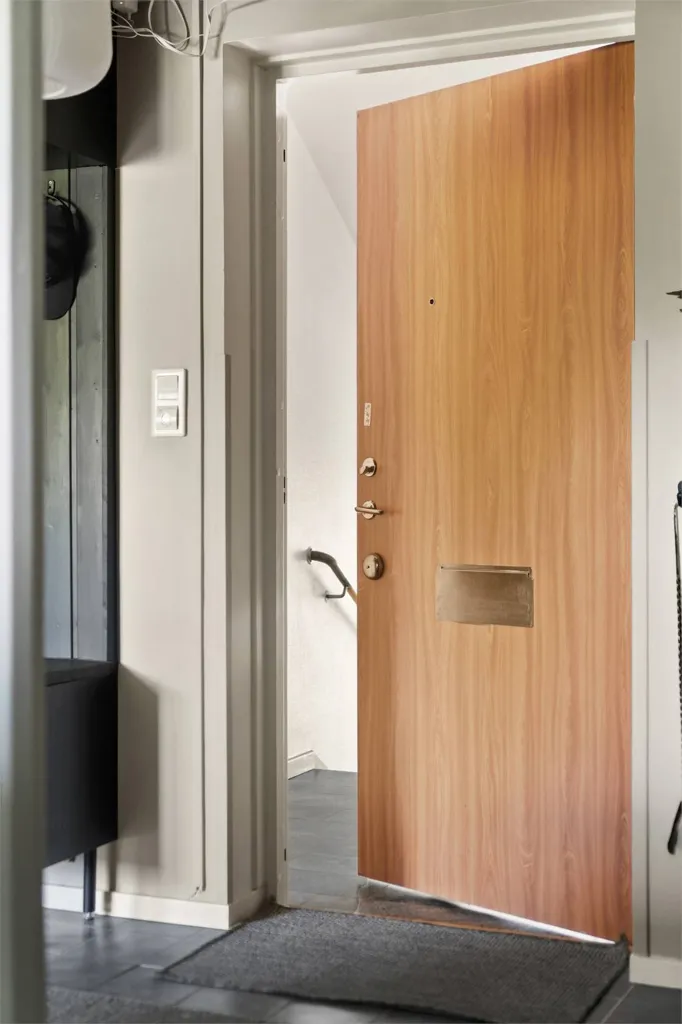 Esik - Efficient 1.5-Room Apartment with Modern Design in Strängnäs