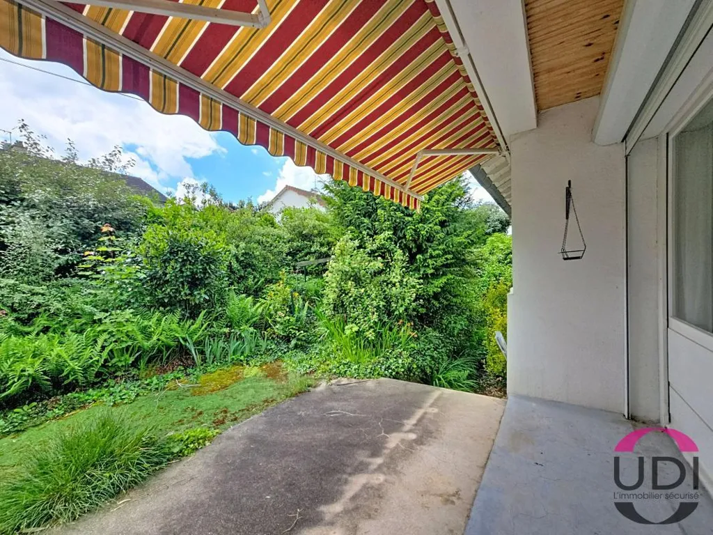 Terrass - Charming 3-Bedroom House in Buffon, Montluçon