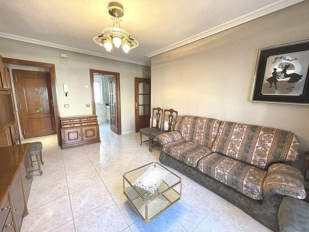 Soggiorno - Furnished Flat with Balcony in Garrido Norte