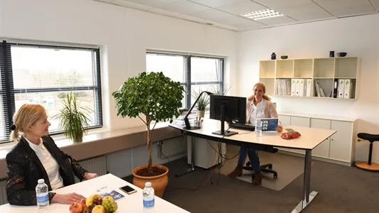 Bureau - Office Space with Kantine in Allerød