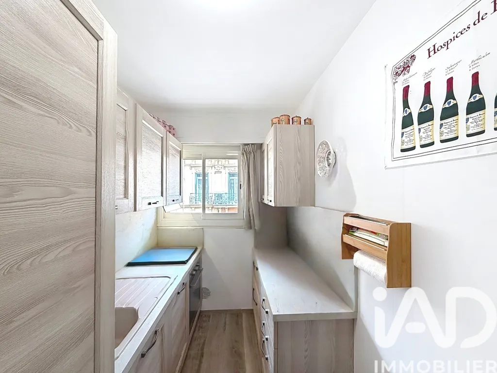 Köök - City Centre Apartment with Balcony in Menton