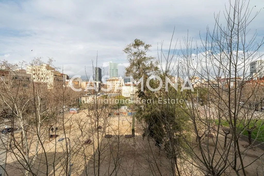 Balcon - 2-Bedroom Apartment in Poblenou, Barcelona