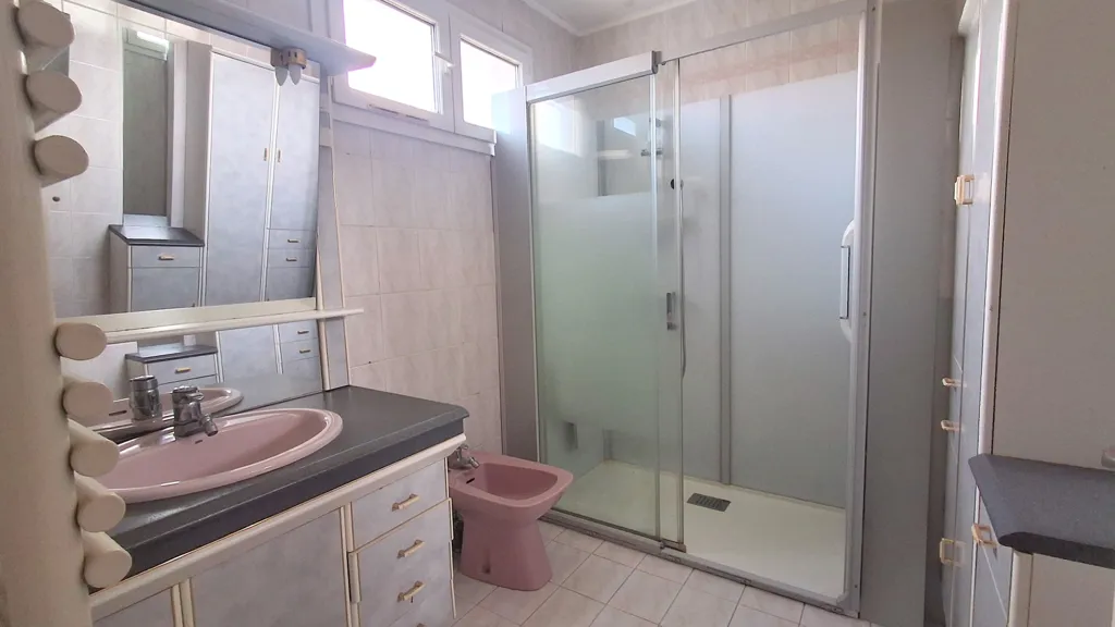 Vannitoad - Semi-Detached House with Garage in Castor Isabella