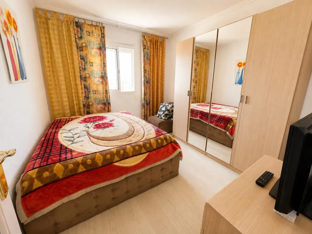 Camere da letto - Bright Apartment with Garden Views near Monastery