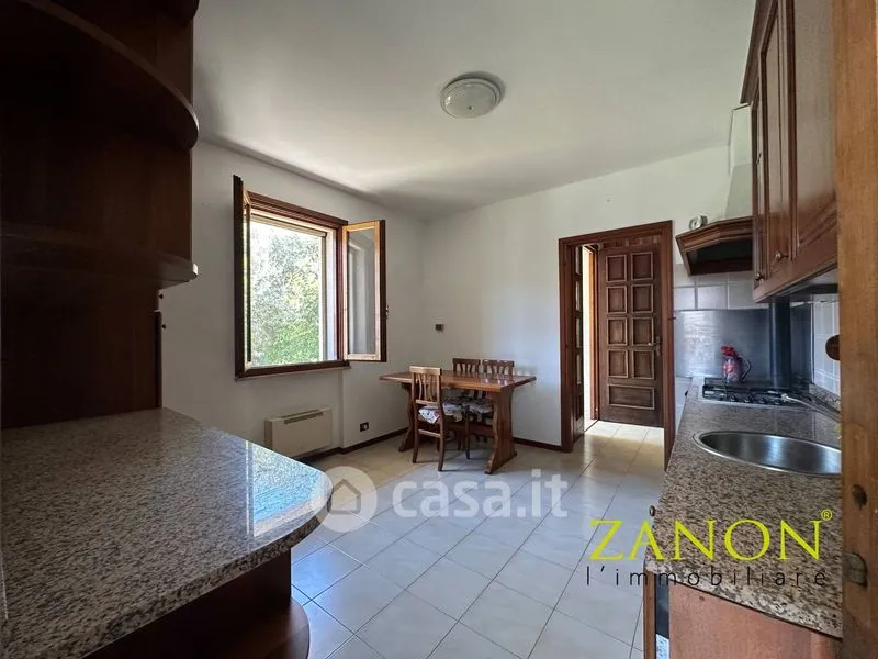 Cuisine - Bifamiliar House with Private Garden in Codroipo
