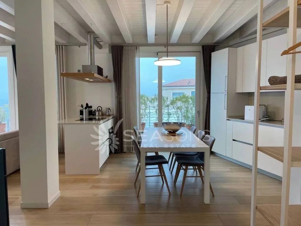 Salle à manger - Luxury Studio with Sea View in Caorle