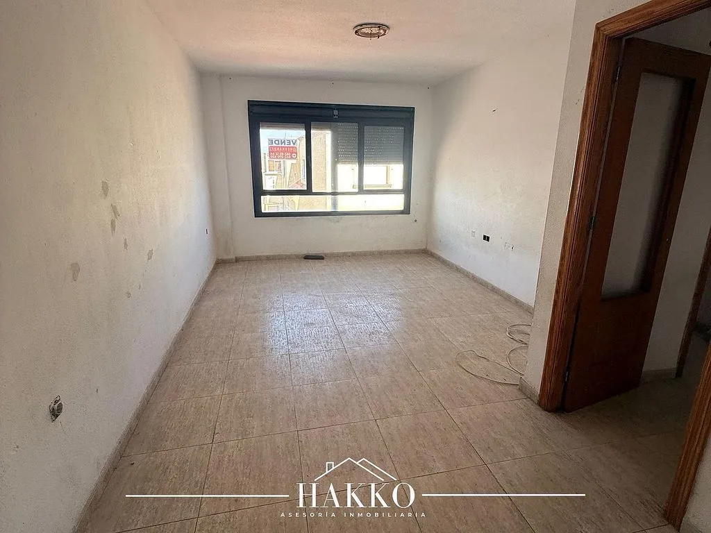 Toad - 2-Bedroom Flat with Garage in Las Norias de Daza