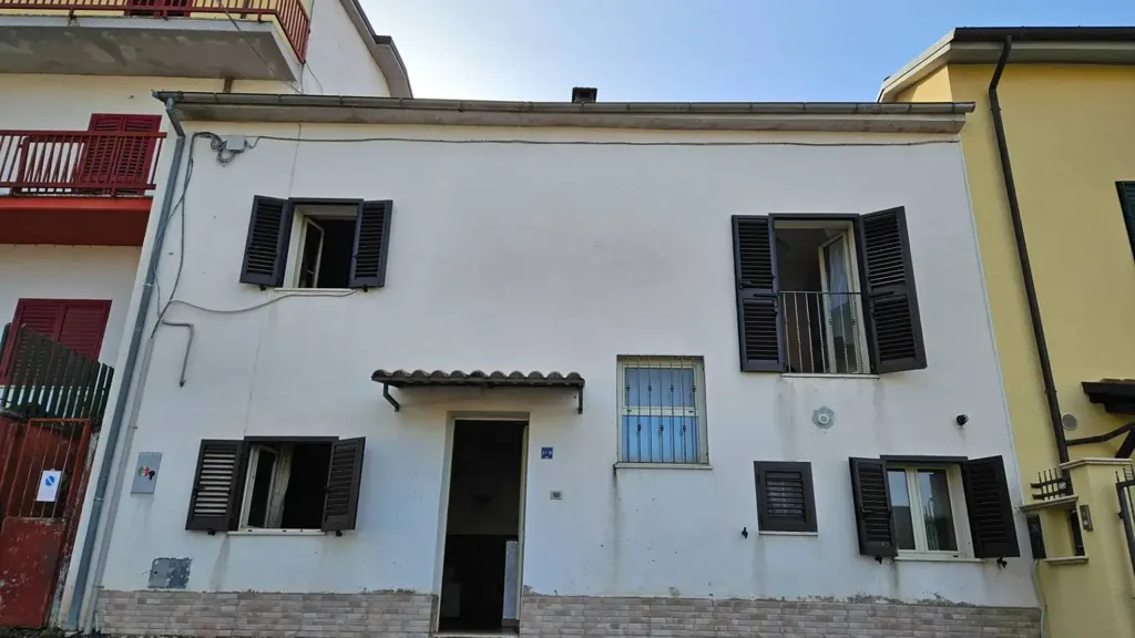 Extérieur - Terraced House with Garden in L'Aquila