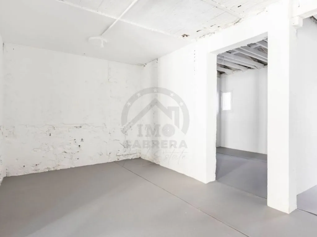 Toad - Luxury Apartment with Rooftop Access in Salamanca