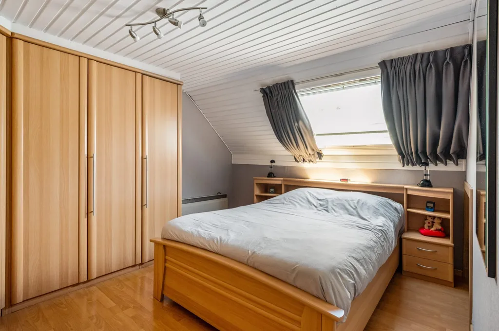 Bedrooms - Central Semi-Open House with Solar Panels in Wijnegem