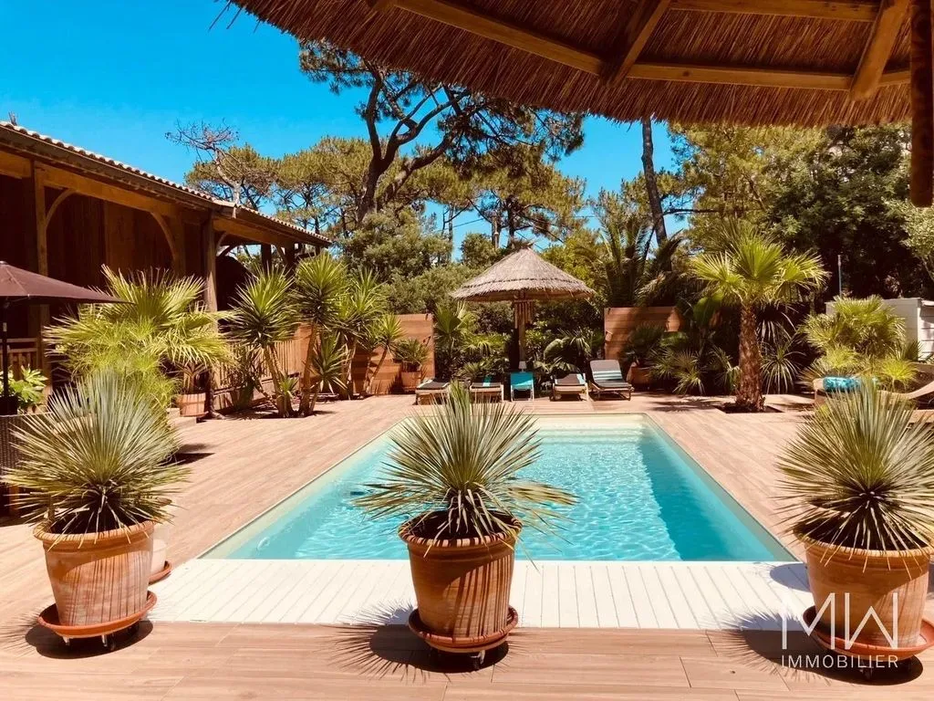 Piscine - Villa Luxueuse avec Piscine à Cap Ferret
