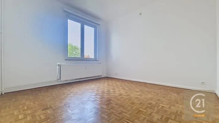 Rooms - One-Bedroom Flat with Terrace in Laeken