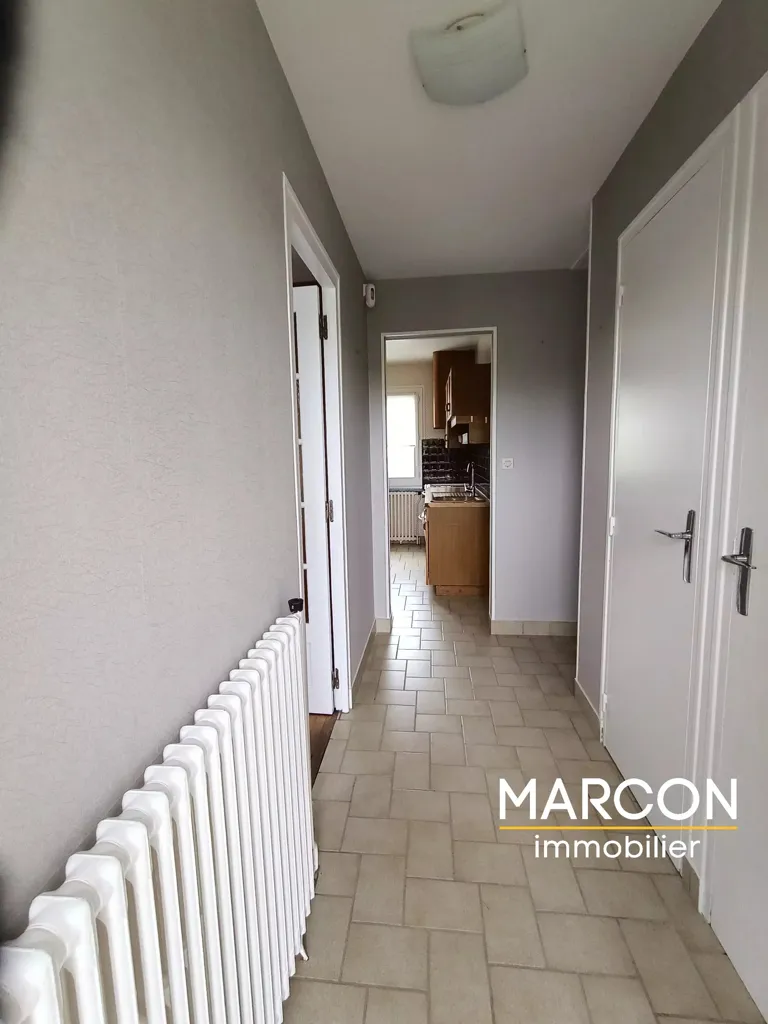Entrée - Pavillon avec Jardin dans un Hameau Calme près d'Aubusson
