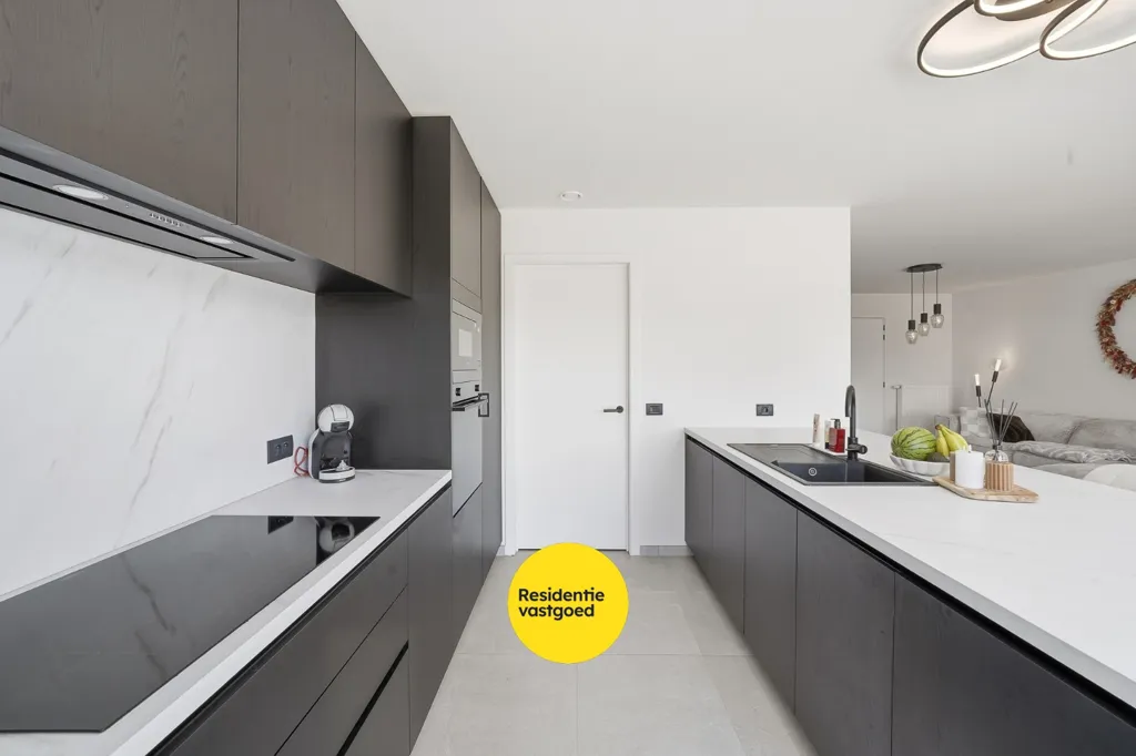 Cuisine - Nouvelle Maison Moderne avec Terrasse à Oudenburg