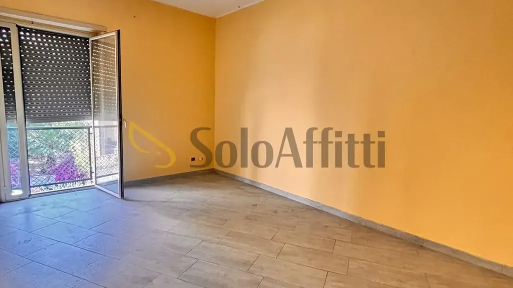 Pièces - Bright Apartment with Balcony in Catania Centre