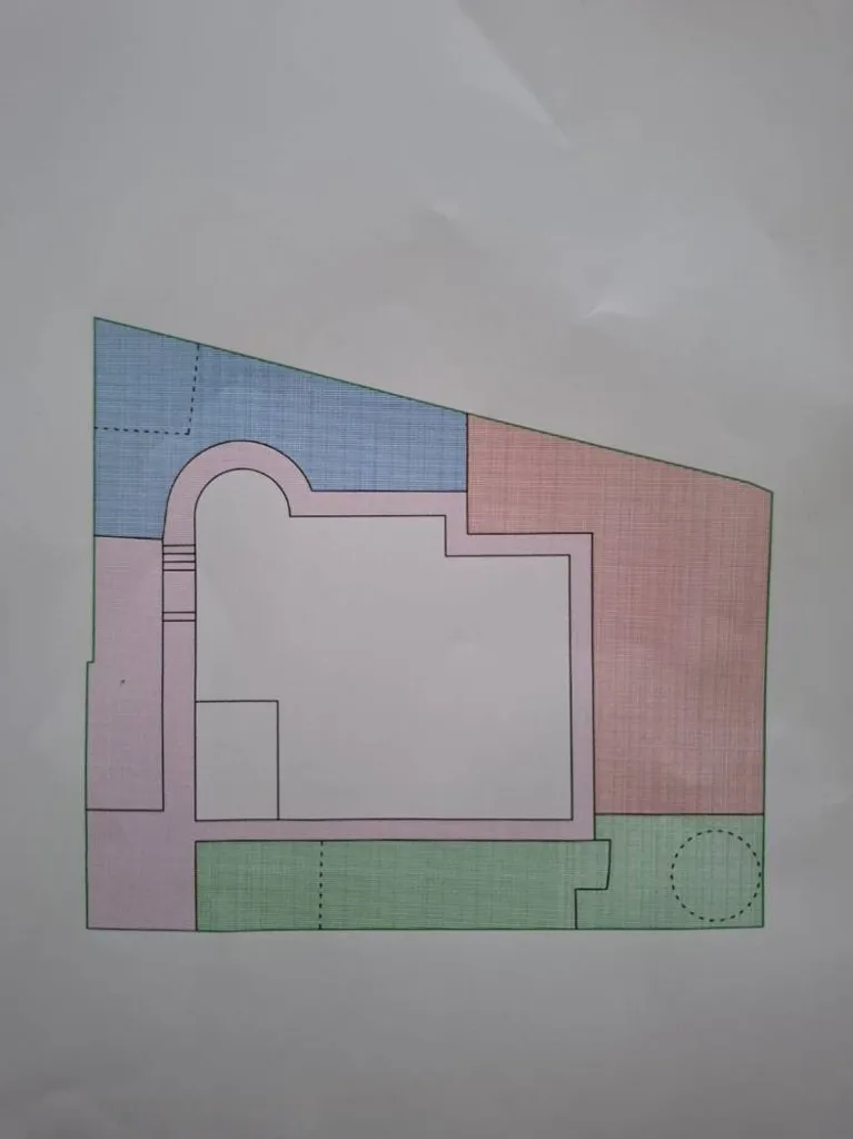 Plaan - Spacious 4-Bedroom Apartment with Terrace in Pula
