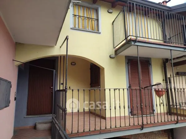 Rõdu - Bilocale with Terrace in Galliate