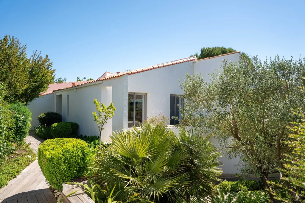 Extérieur - Villa d'Architecte avec Piscine à Dompierre-sur-Mer