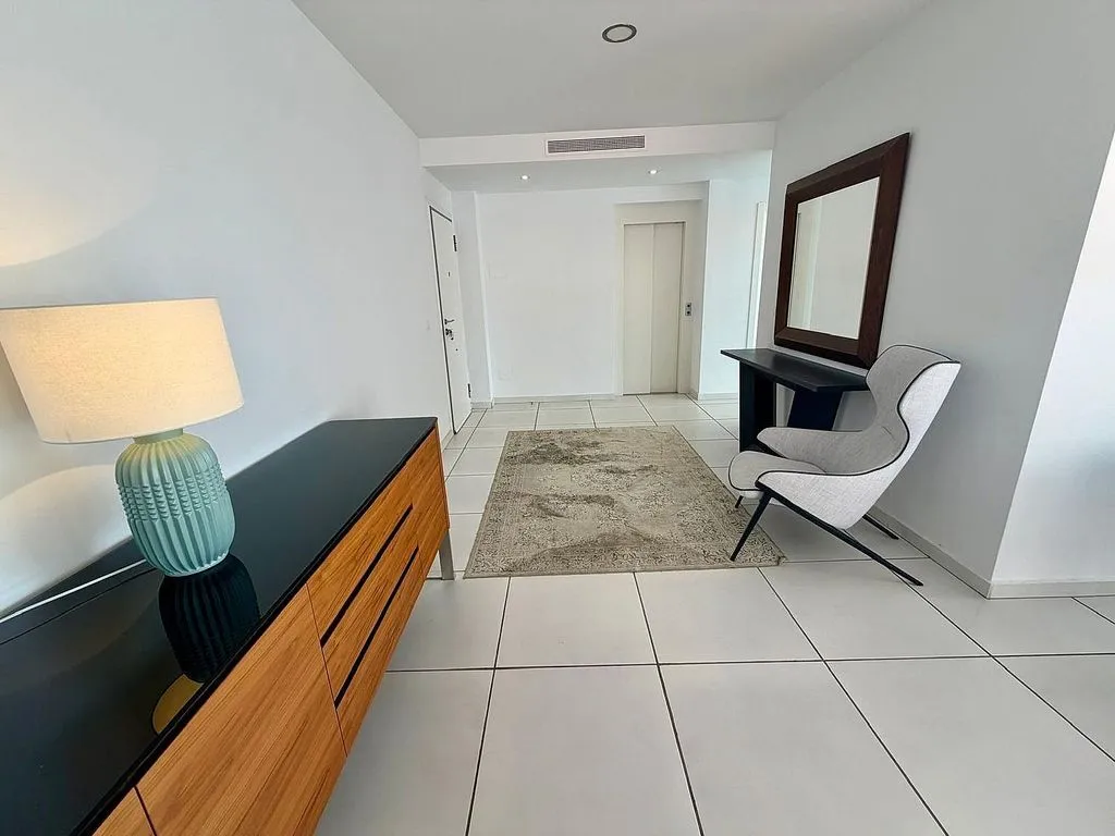 hallway_entrance