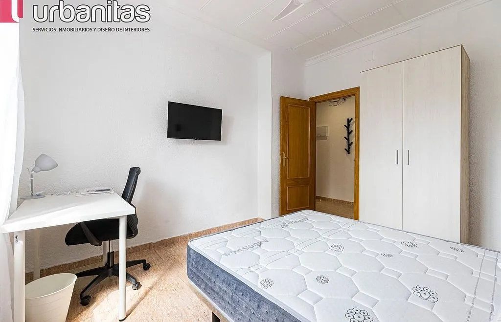 Chambres - Furnished Flat with Terrace in Vistabella