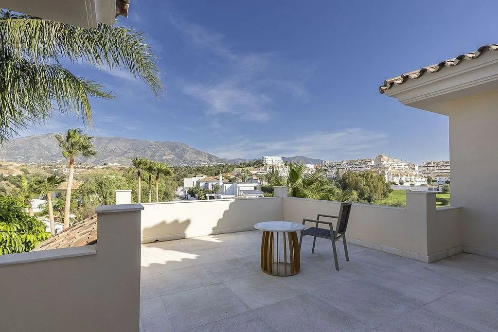 Terrass - Luxury Villa with Pool in Mijas Golf