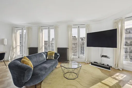 Séjour - Appartement de Luxe avec Balcons Filants à Paris 7ᵉ