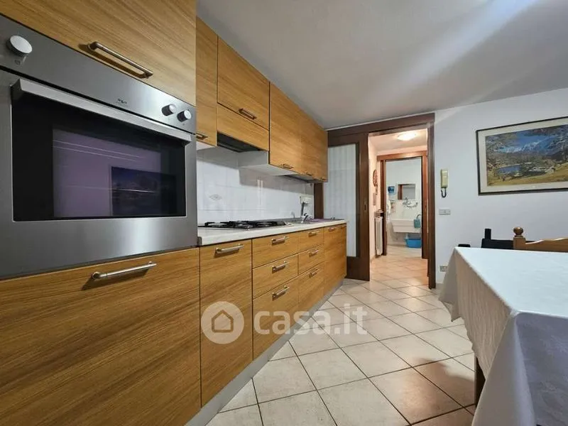 Cuisine - Semi-detached House with Private Garden in Mozzo Centre