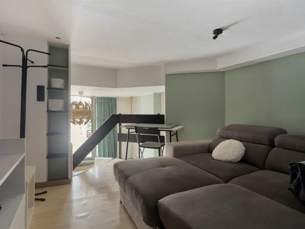 Séjour - Maison à rénover avec jardin à Mortsel