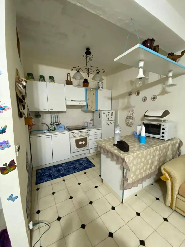 Köök - Twin-Storey Apartment with Terrace in Scalea