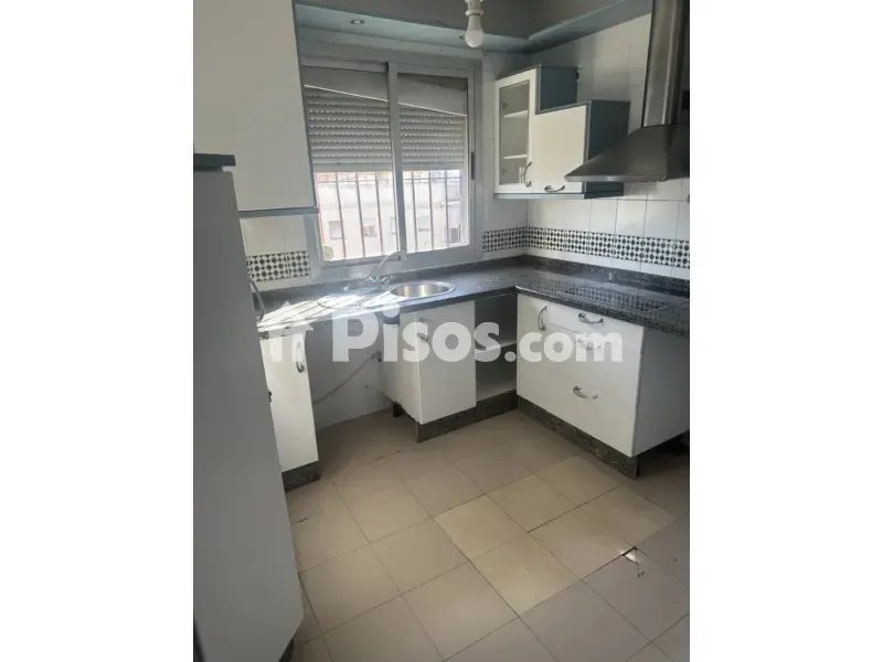 Cuisine - Apartment with Parking in Avenida de la Paz, Sevilla