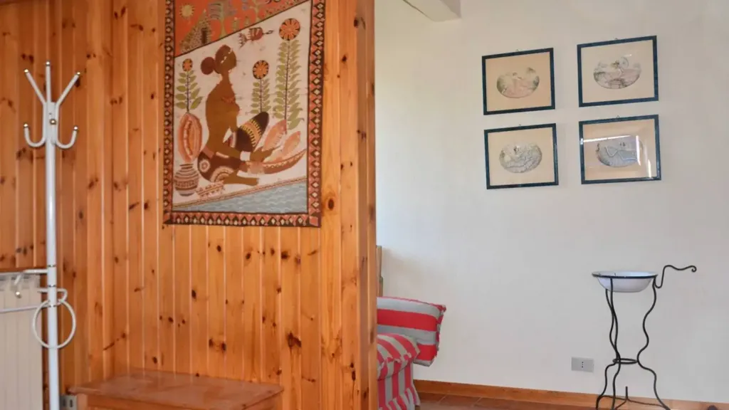 Esik - Three-Bedroom Apartment with Balconies in Ovindoli
