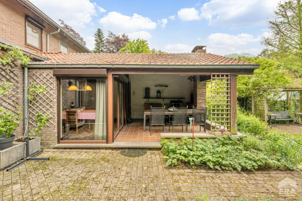 Terrasse - Maison Semi-Détachée avec Bureau à Heusden-Zolder