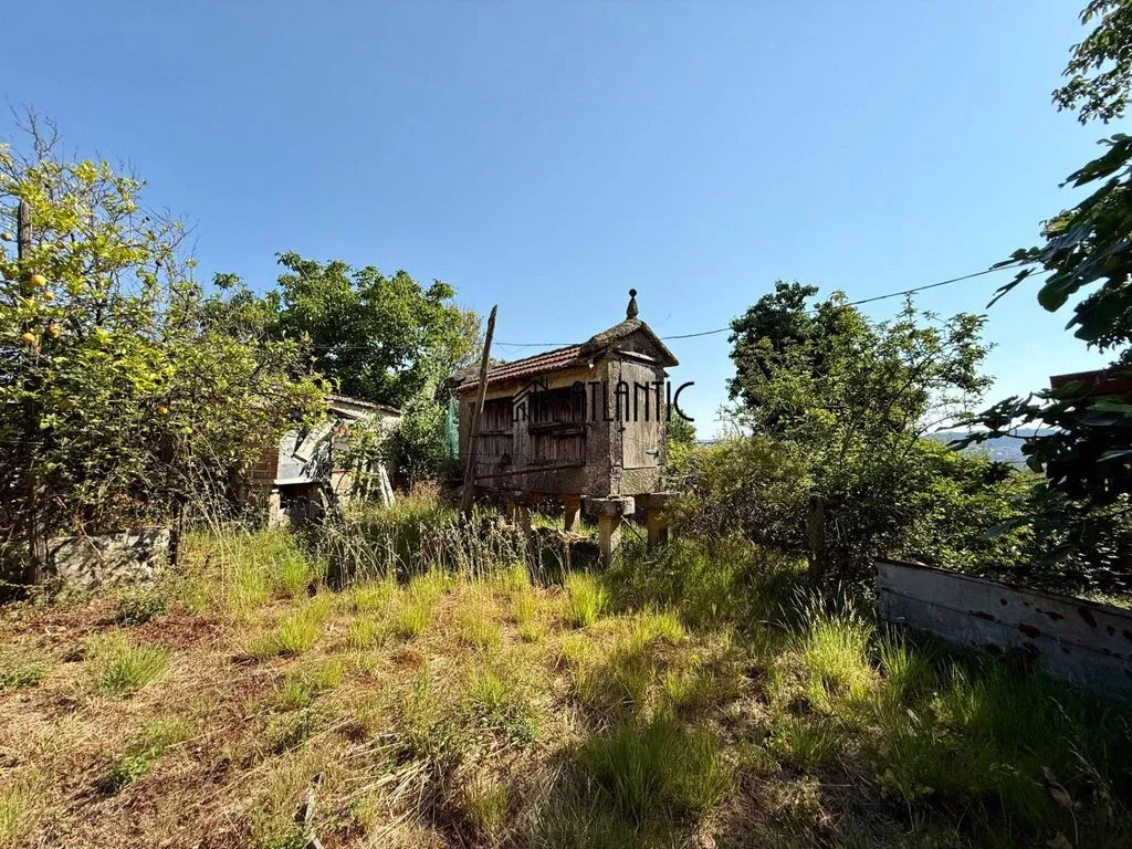 Aed - Development Land with Hórreo in Vigo