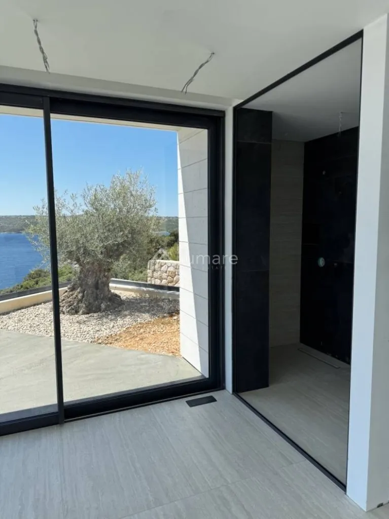 Pièces - Villa with Sea View near Zadar