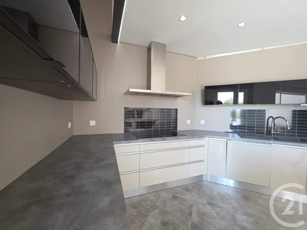 Cucina - Contemporary House with Pool in Muret