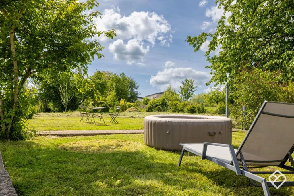 Jardin - Maison semi-détachée avec terrasse à Virton