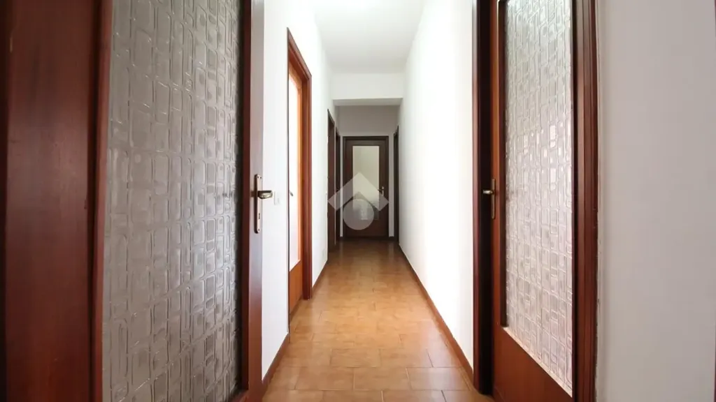 Hallway - Apartment with Garage in Villa San Giovanni