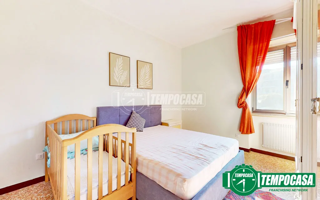 Chambres - Spacious Apartment with Balcony in Valenza