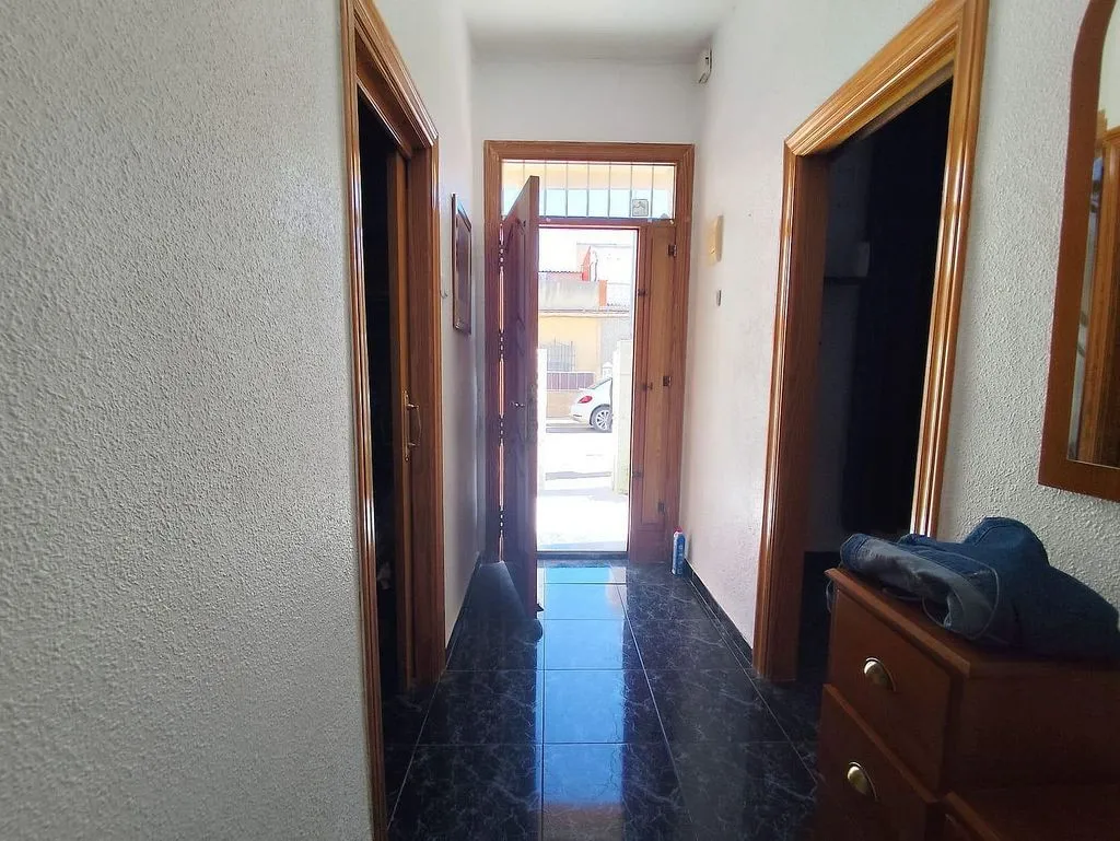 hallway_entrance