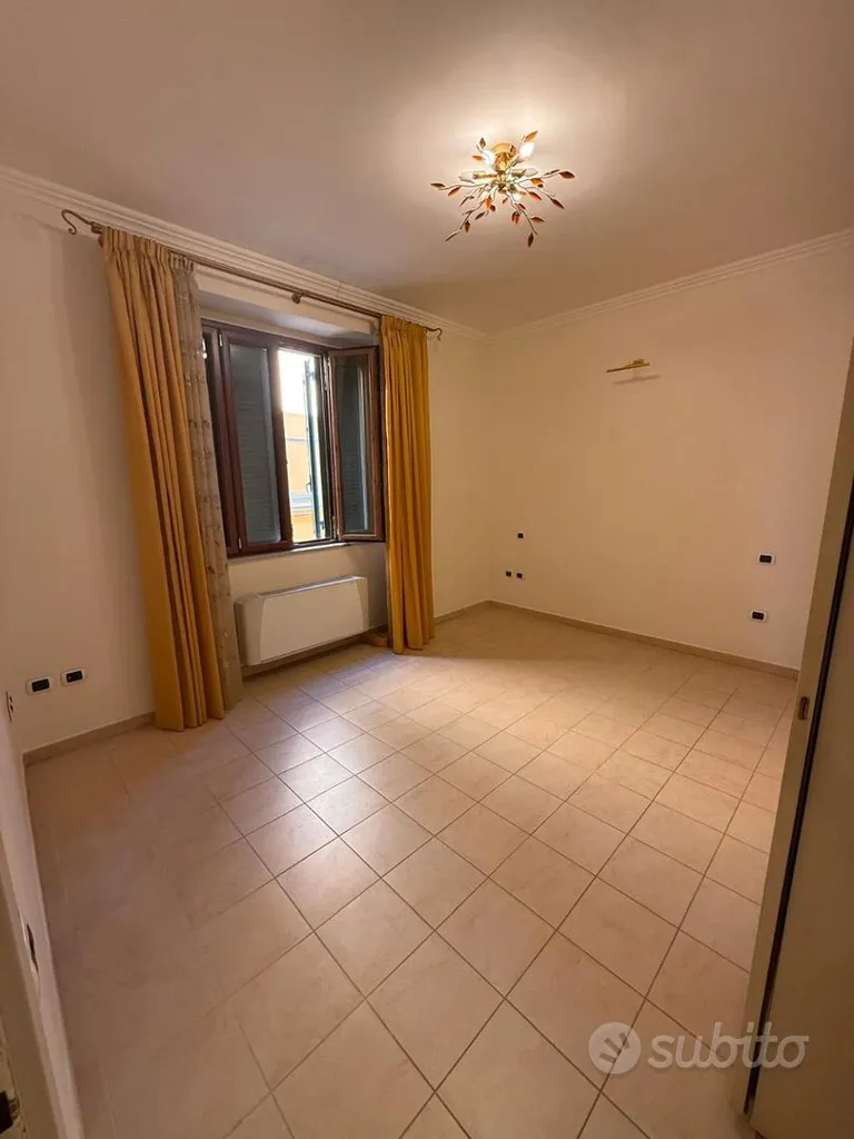 Toad - Rationalised Apartment in Cagliari Centre