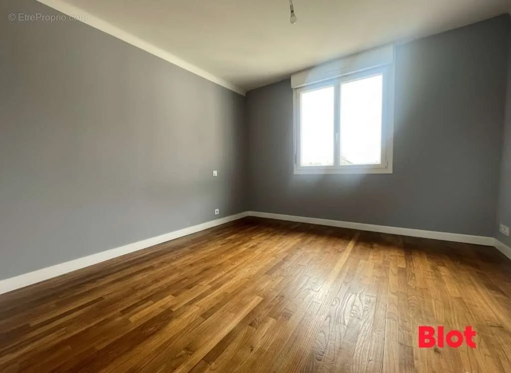 other_room