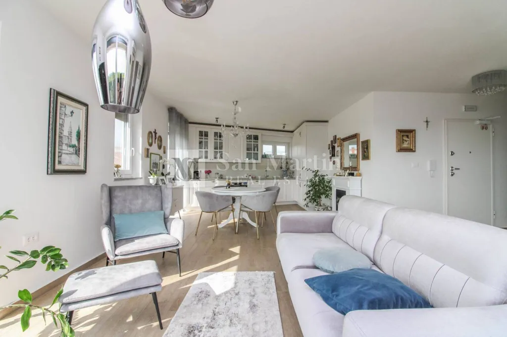Living Room - Modern Apartment with Sea View in Poreč