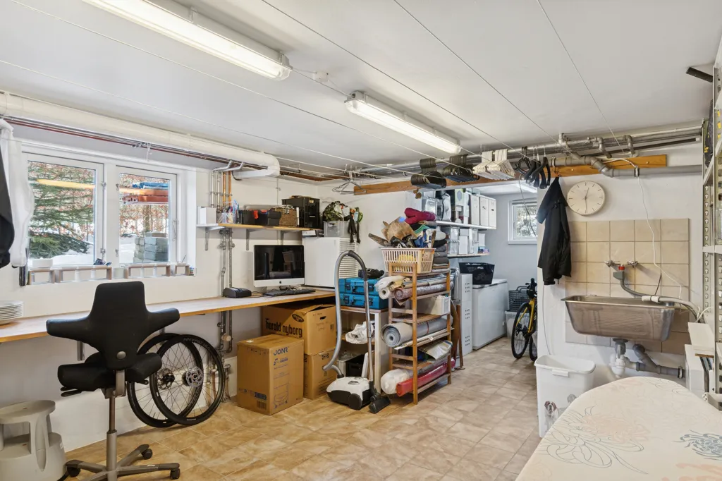 Garaaž - Villa Apartment with Garden in Hellerup